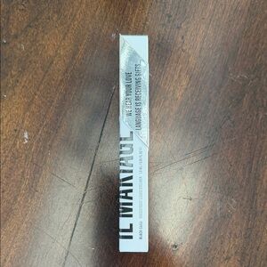 IL MAKIAGE Silver Eyeliner